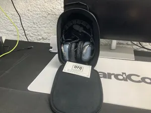Carbon Fiber Aviation Headset